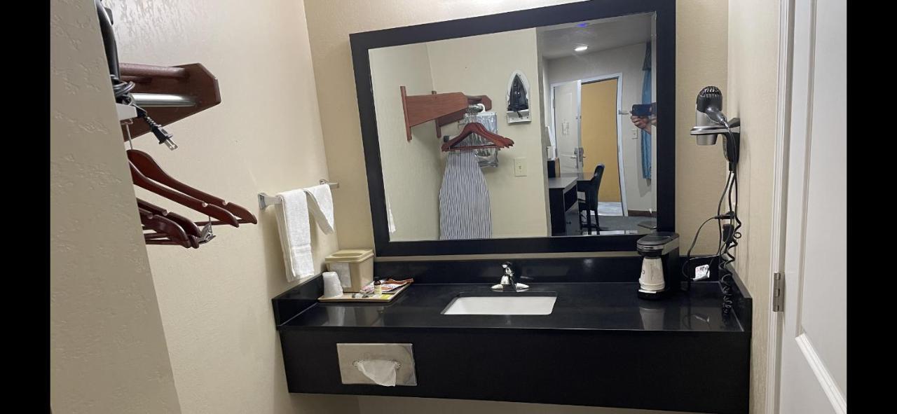 Garden Inn & Suites 小岩城 外观 照片